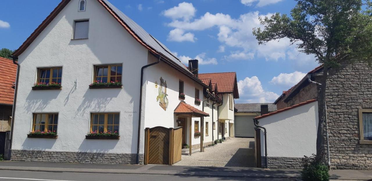 Ferienwohnung Rosenberger Kolitzheim ภายนอก รูปภาพ