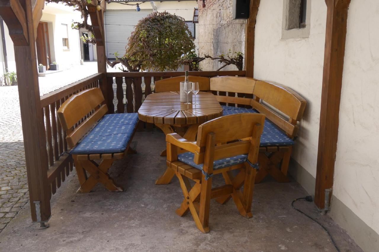 Ferienwohnung Rosenberger Kolitzheim ภายนอก รูปภาพ